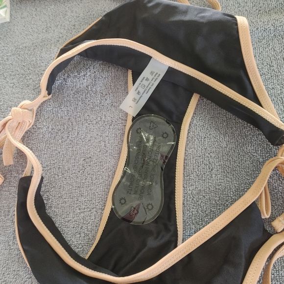 Women's Black and Tan Bikini Swimsuit, Size Large, New In Bag - Picture 4 of 4